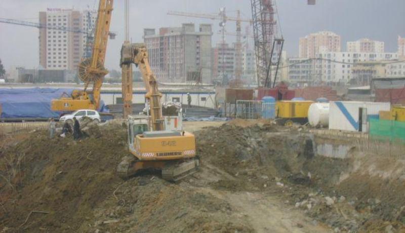 عبد المجيد دنوني:''المقاولون يحتجون على تأخر دفع المستحقات