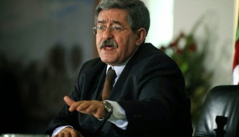 المشاركون في اليوم الثاني من المشاورات يدعون الى ضرورة إرساء الديمقراطية الحقة ودولة القانون