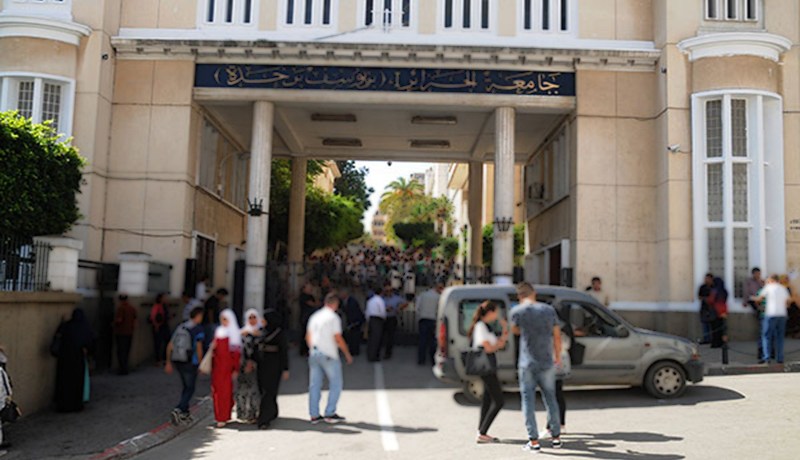 الوزارة ترفض تمديد آجال مناقشة الدكتوراه والطلابي الحر يهدد بشل الجامعة
