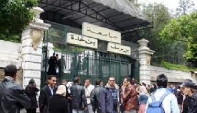 مصالح الأمن توقف عميد كلية العلوم السياسية والإعلام أحمد حمدي