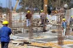 أكثر من 2 مليار دينار لتعويض 1000 مؤسسة في قطاع البناء بخصوص العطل الإستثنائية