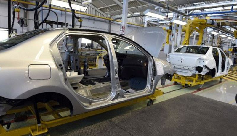 الحكومة تصادق على مشروعي مرسومين يتعلقان بتصنيع وإستيراد السيارات