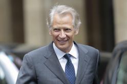 الوزيرالفرنسي الأسبق “دومينيك دو فيلبان” في زيارة إلى الجزائر