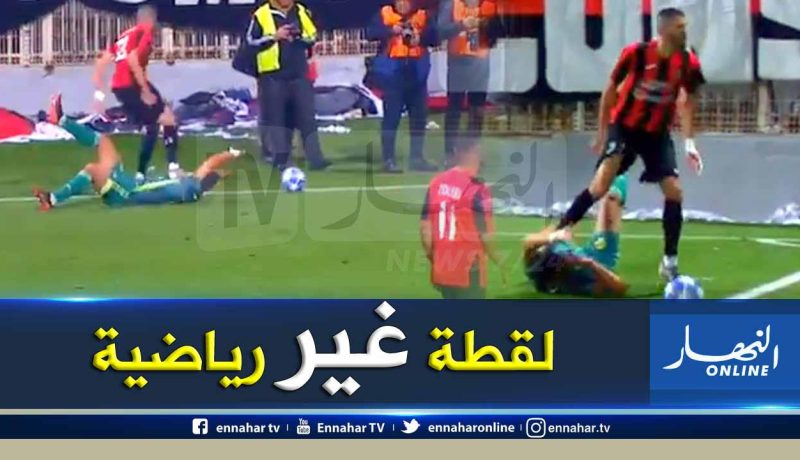 بالفيديو.. شاهد الإعتداء الخطير لمفتاح على بانوح في الكلاسيكو