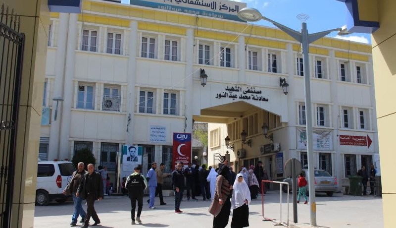 سطيف: مدير المستشفى الجامعي يسجيب لنداء الطفلة المصابة بـ”سبينا فيدا”