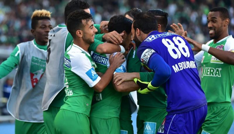 بسيناريو مجنون.. الرجاء بطلا للدوري المغربي