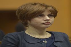 فرعون تبهدل عبر السكايب