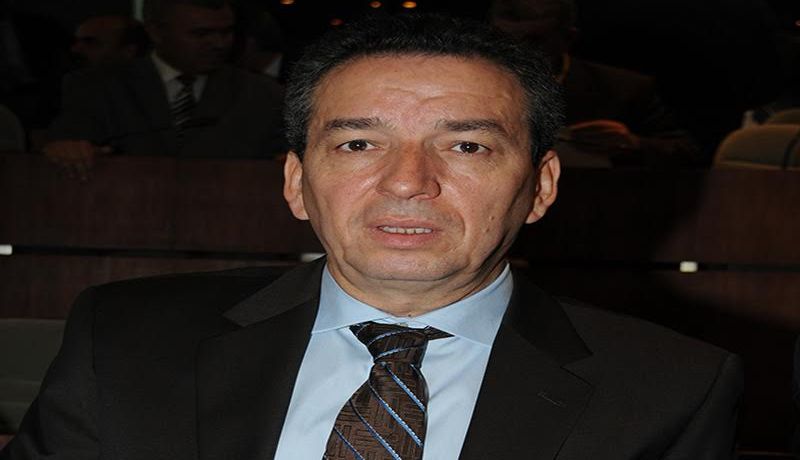 فضيحة مالية وراء طرد بن يونس