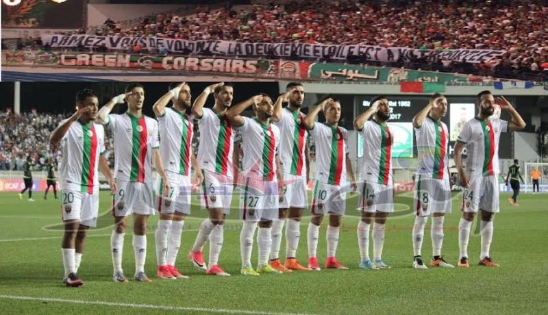 بالفيديو.. تحية عسكرية من لاعبي العميد إلى الأنصار