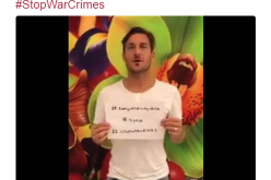 النجم الايطالي فرانشيسكو توتي يتعاطف مع أطفال سوريا