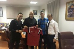 بن قابلية يوقع لثلاث سنوات مع اتحاد الجزائر