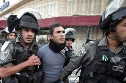 قوات الإحتلال الإسرائيلي تعتقل 7فلسطينيين بالخليل والقدس