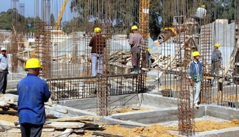 منع الأجانب الفائزين بالصفقات العمومية من المناولة مع شركات أجنبية
