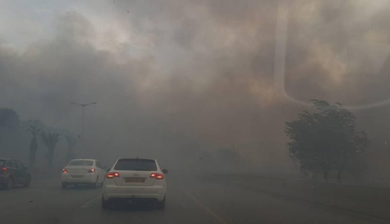 بالفيديو حريق مهول يلتهم مساحات خضراء في فضاء دنيا بارك بالعاصمة