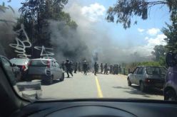 بالصور إشتباكات وغلق الطريق الرابط بين بئر خادم و البليدة