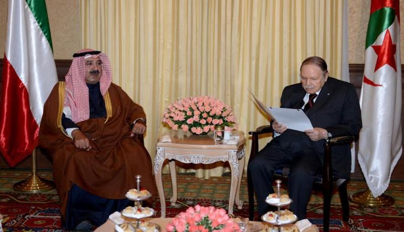 الرئيس بوتفليقة يستقبل مبعوثا من أمير الكويت