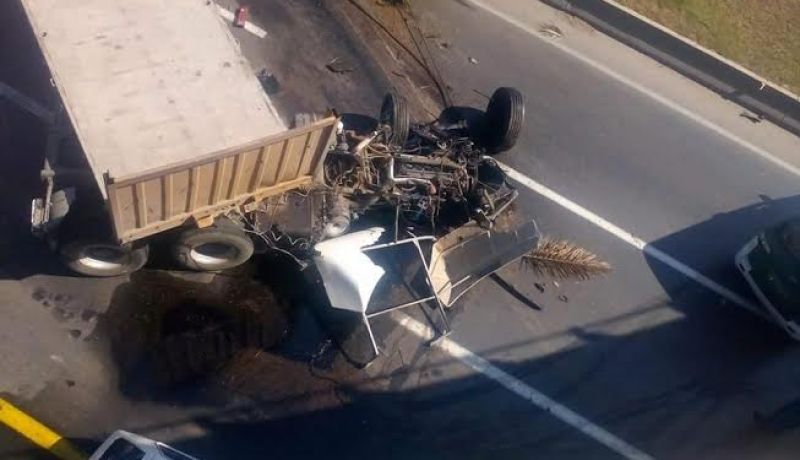 بالصور حادث مرور خطير بالجزائر العاصمة وبالتحديد بمنطقة صابلات