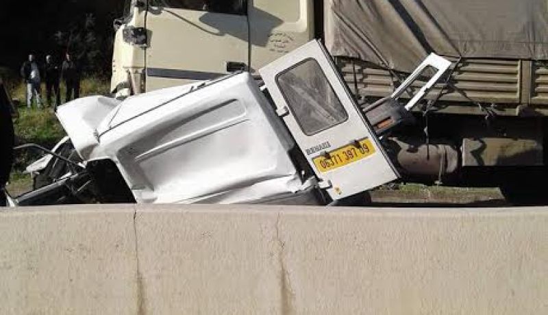 بالصور…حادث مرور خطير بولاية المدية