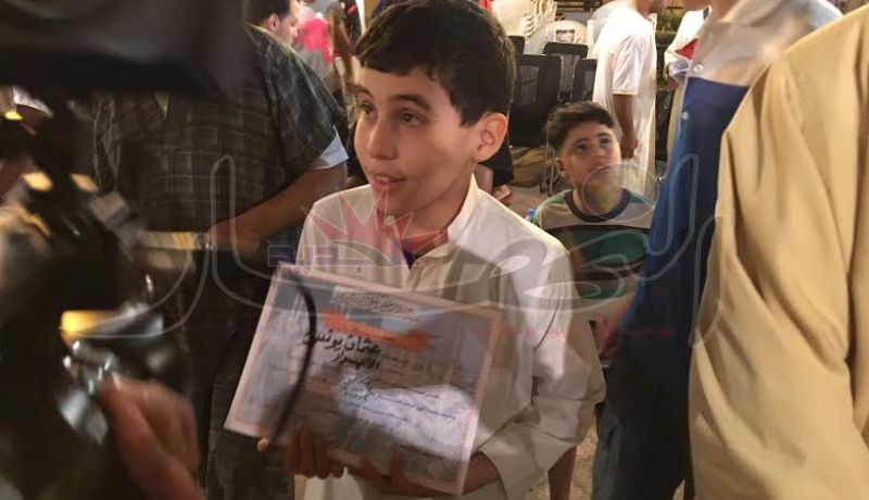 بالفيديو والصور.. لأول مرة.. تكريم حفظة القرآن على الهواء الطلق