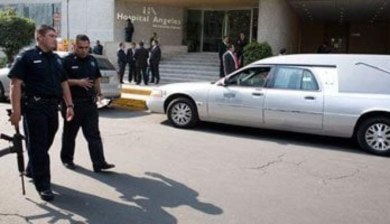 متظاهرون يقتحمون البرلمان المكسيكى احتجاجا على مقتل 43 طالبا