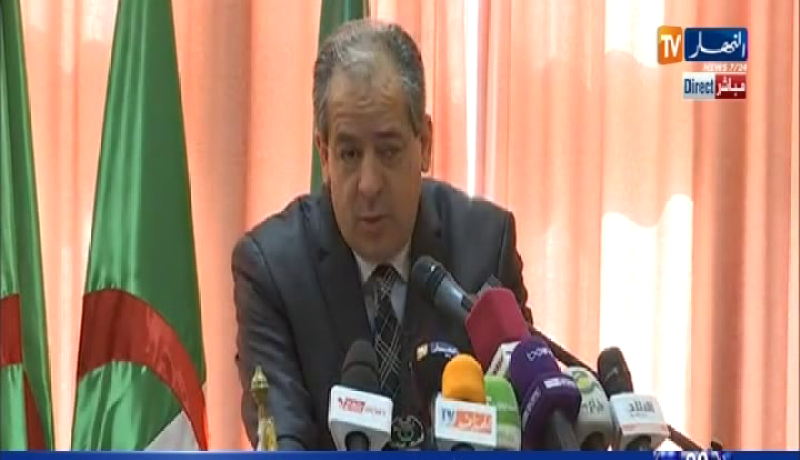 وزير الشباب والرياضة يفضح ممارسات حقرة ضد بطل عربي في الملاكمة