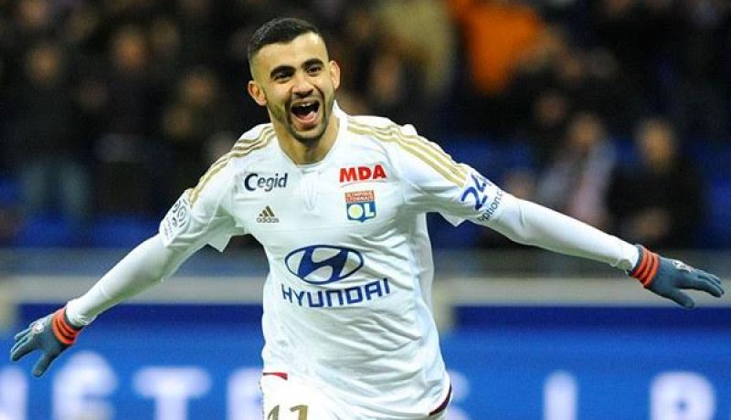 ليون يعلن توقف المفاوضات مع غزال ووكيل أعمال اللاعب يفاوض ميلان