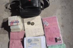 شخصان يجدان حقيبتهما الضائعة منهما عبر الفيسبوك
