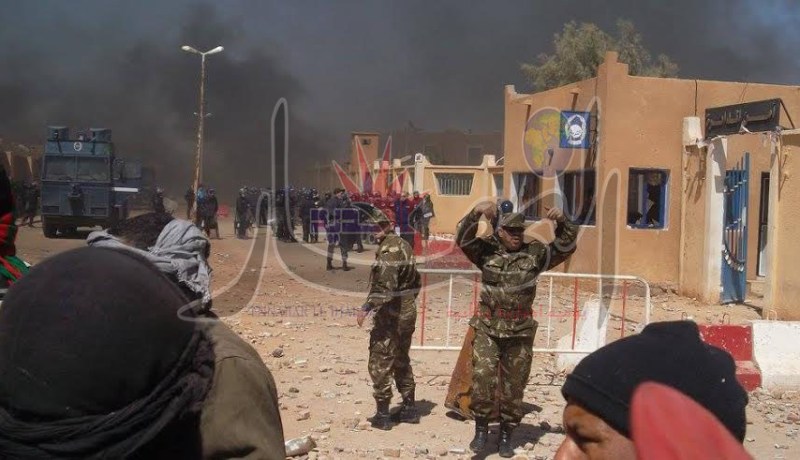 قوات الجيش الوطني تتدخل لتهدئة النزاع  بين محتجي عين صالح و مصالح الامن