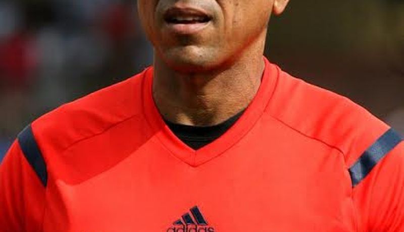 الكاف تعين السيشيلي برنارد كامي حكمًا لمباراة الخضر أمام نسور قرطاج