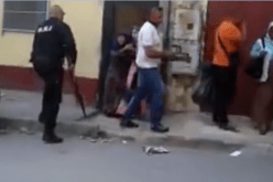 بالفيديو قوات الامن توقف  عصابة من المشعوذين في عنابة