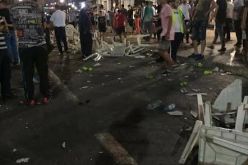 بالفيديو والصور .. حفل غنائي يتحول إلى شجار بالكراسي في ساحة البريد المركزي بالعاصمة