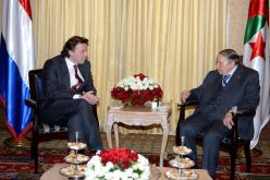 بوتفليقة يستقبل وزير الشؤون الخارجية الهولندي