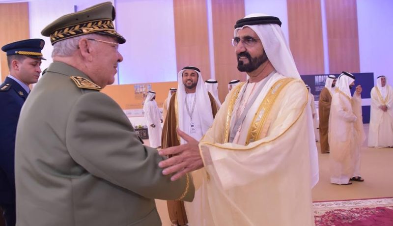 بالصور.. قايد صالح يحضر فعاليات المعرض الدولي للدفاع بأبو ظبي