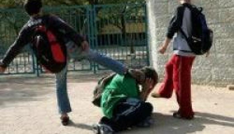 أكثر من 60 % من حالات العنف المدرسي ضحايا الظروف الاجتماعية