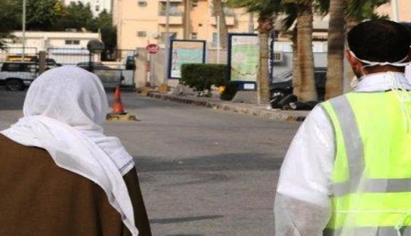 مغاربة ينتحلون صفة مسعفي مريض لاختراق حاجز أمني بمغنية