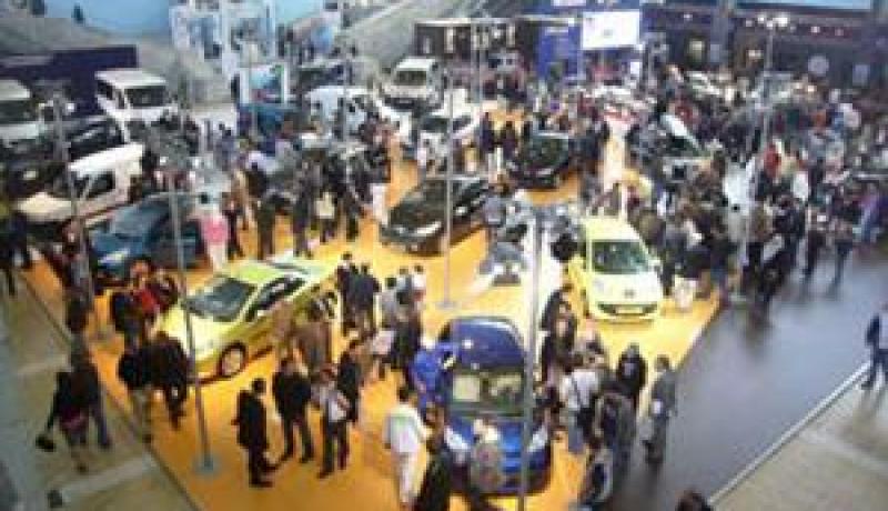 مشاركة 40 علامة في الصالون التاسع للسيارات بوهران بدءا من يوم الثلاثاء (منظمين)