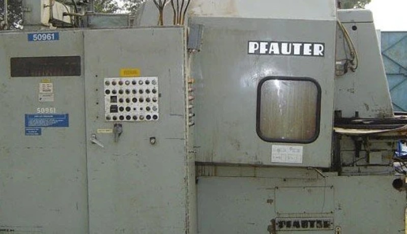 الترخيص للمؤسسات باستيراد العتاد المستعمل