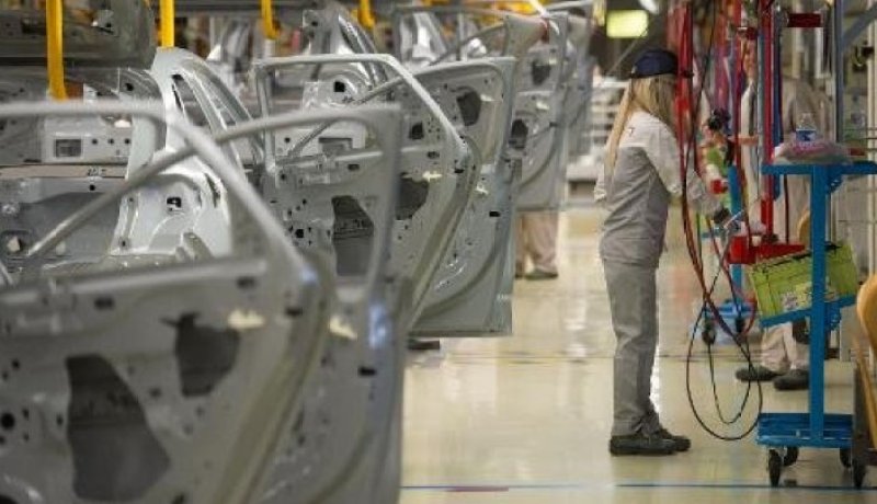 وهران تحتضن مصنع بيجو – ستروان للسيارات