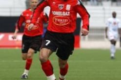 مواسة يرضخ للضغوطات وسيشرك عبدوني كأساسي أمام الشلف