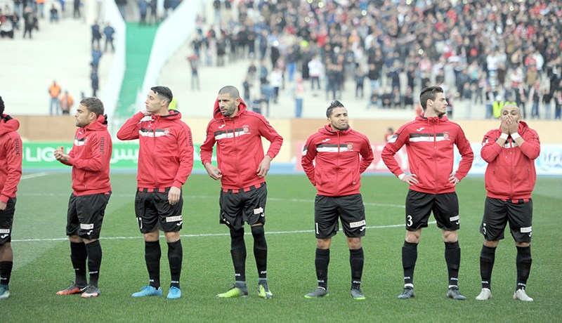 مفتاح يردّ على غريب وبول بوت يجنب لاعبيه الضغط قبل الداربي