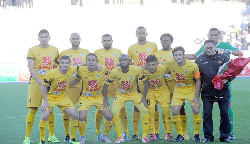 العايب يخلف وعوده للاعبين ومانع يتفق مع إفتيسان والصفراء تسير نحو المجهول