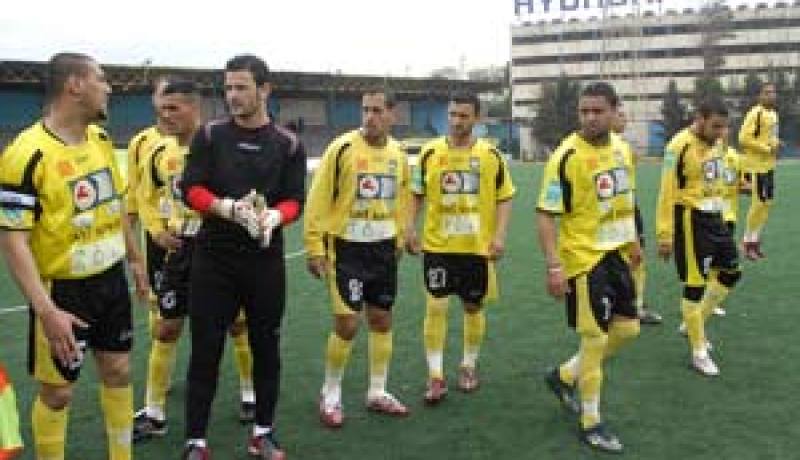 الصفراء تبدأ مرحلة الجد في ''الأزرق الكبير'' من أجل الفوز في النهائي الكبيـر