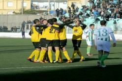 الصفراء في مواجهة منافس مغمور وشارف يحذّر لاعبيه من الغرور