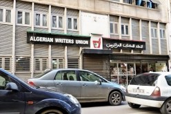 وفد من رفيع من الكتاب الصينيين في زيارة إلى الجزائر