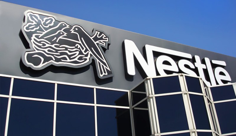 Nestlé أمام القضاء لانتهاك حقوق الإنسان واستغلال الأطفال