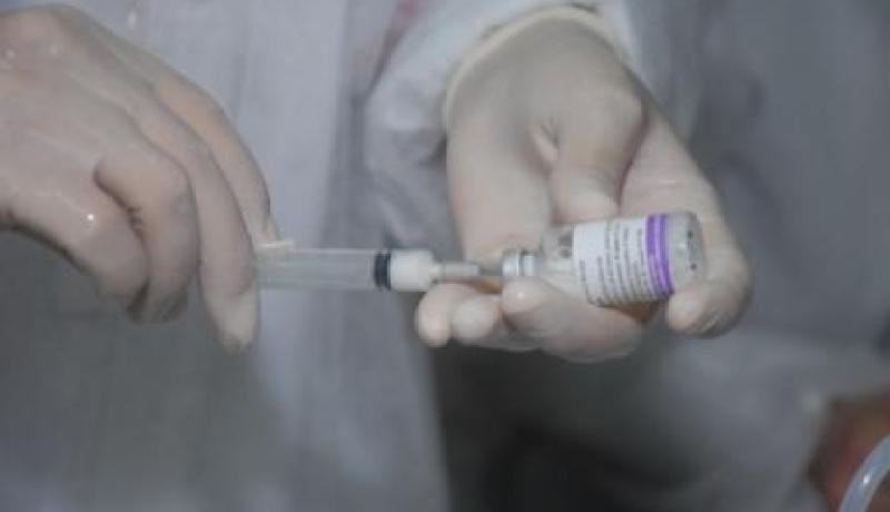 الجزائر ضيّعت 720 مليار في لقاح لا يصلح حتى للخنازير