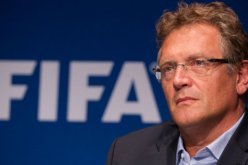 إقالة الفرنسي جيروم فالك الموقوف لتورطه ببيع تذاكر مونديال 2014