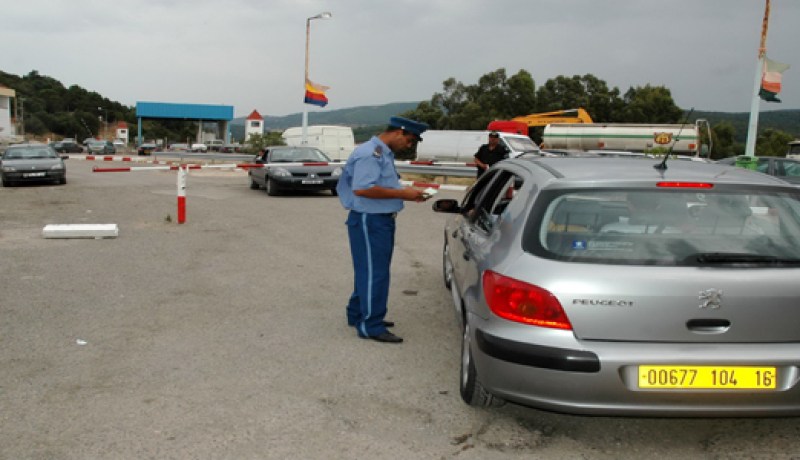 مواجهات دامية بين مهرّبين جزائريين وقطّاع طرق تونسيين على الحدود
