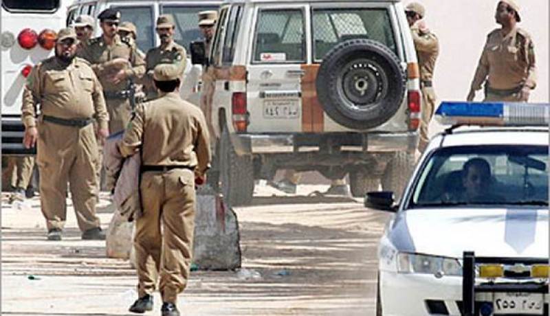 إصابة رجلي أمن سعوديين إثر هجوم بالقطيف