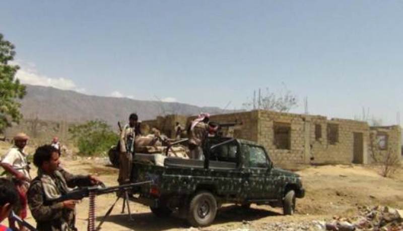 مقتل 3 جنود يمنين  في هجوم صاروخي شنه تنظيم القاعدة